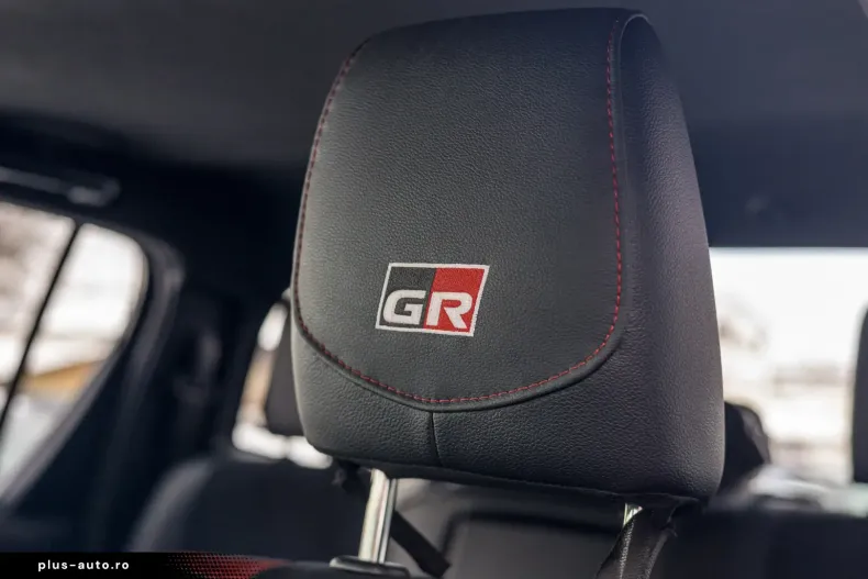 Toyota Hilux din 2024 cu 37.614 km - oferta TOY193179 - foto 21