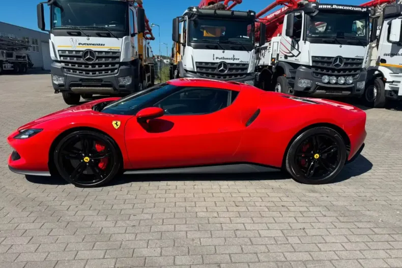 Ferrari 296 GTB din 2024 cu 6.300 km - oferta FER193181 - foto 7