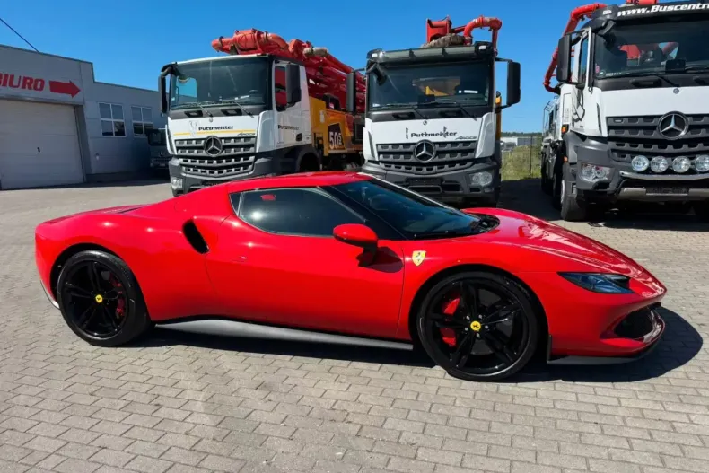 Ferrari 296 GTB din 2024 cu 6.300 km - oferta FER193181 - foto 8