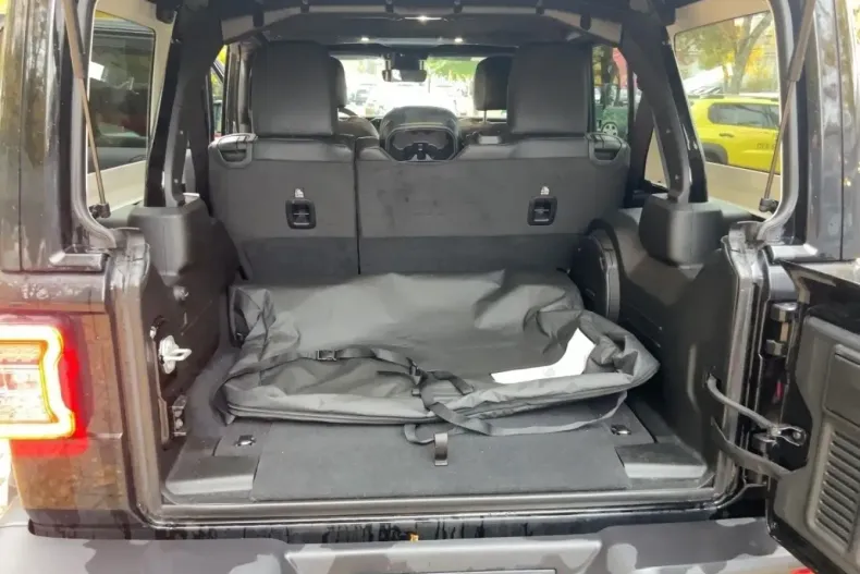 Jeep Wrangler din 2024 cu 45.550 km - oferta JEE193183 - foto 13