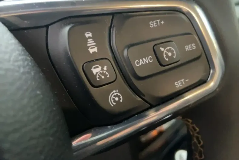 Jeep Wrangler din 2024 cu 45.550 km - oferta JEE193183 - foto 14