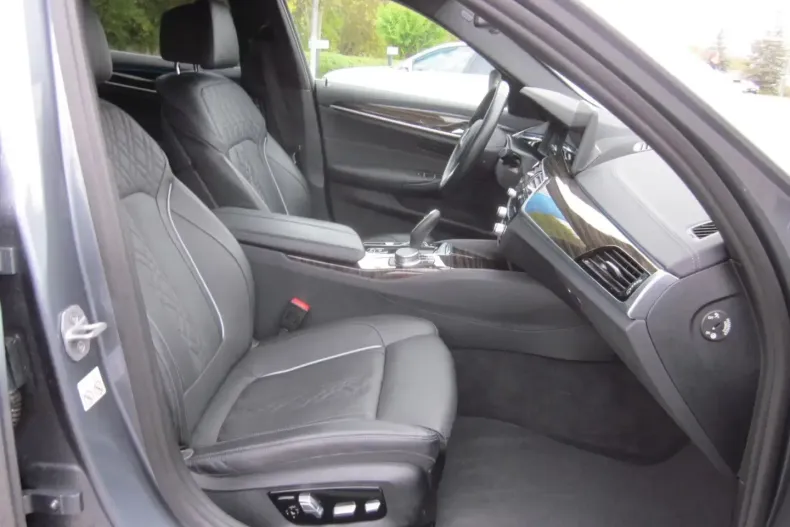 BMW 530 (Seria 5) din 2021 cu 54.400 km - oferta BMW193187 - foto 8