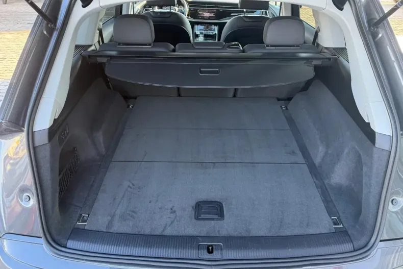 Audi Q7 din 2021 cu 64.306 km - oferta AUD193191 - foto 9