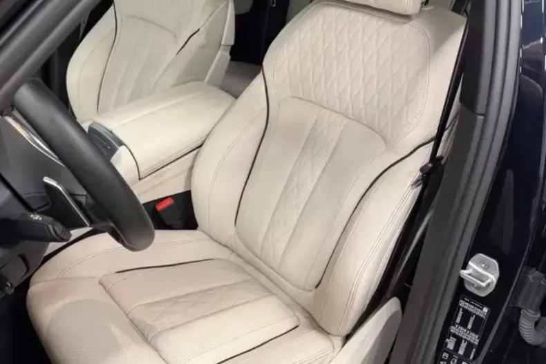 BMW X6 M (Seria X) din 2022 cu 59.700 km - oferta BMW193192 - foto 19
