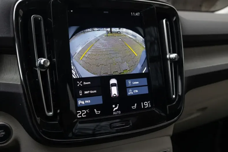 Volvo XC40 din 2021 cu 53.400 km - oferta VOL193200 - foto 29