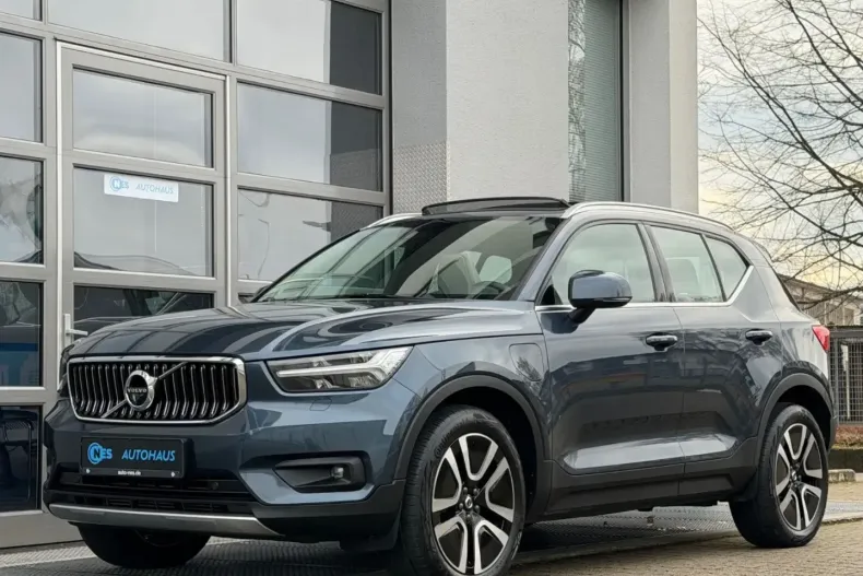 Volvo XC40 din 2021 cu 99.891 km - oferta VOL193201 - foto 1
