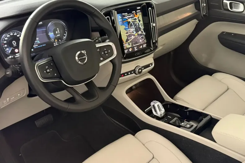 Volvo XC40 din 2021 cu 99.891 km - oferta VOL193201 - foto 21