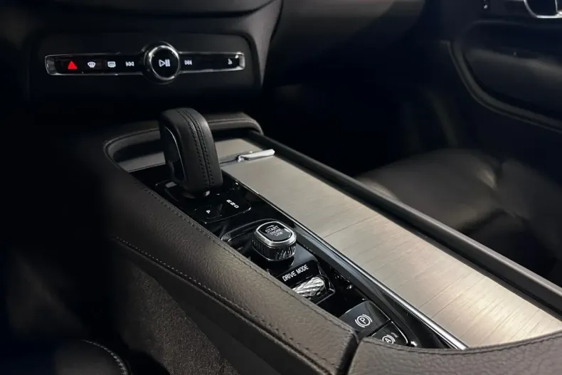 Volvo XC90 din 2021 cu 92.700 km - oferta VOL193208 - foto 21