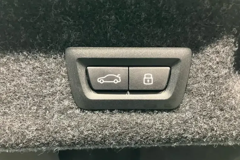 BMW 420d (Seria 4) din 2024 cu 15.100 km - oferta BMW193212 - foto 22