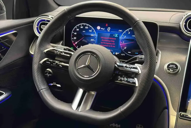 Mercedes-Benz GLC 200 (Clasa GLC) din 2024 cu 22.385 km - oferta MER193219 - foto 18
