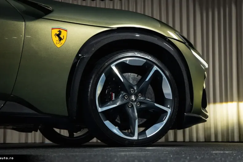 Ferrari Purosangue din 2024 cu 2.750 km - oferta FER193229 - foto 19