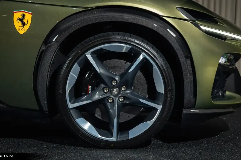 Ferrari Purosangue din 2024 cu 2.750 km - oferta FER193229 - foto 20