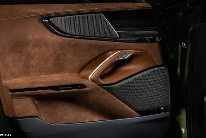 Ferrari Purosangue din 2024 cu 2.750 km - oferta FER193229 - foto 21