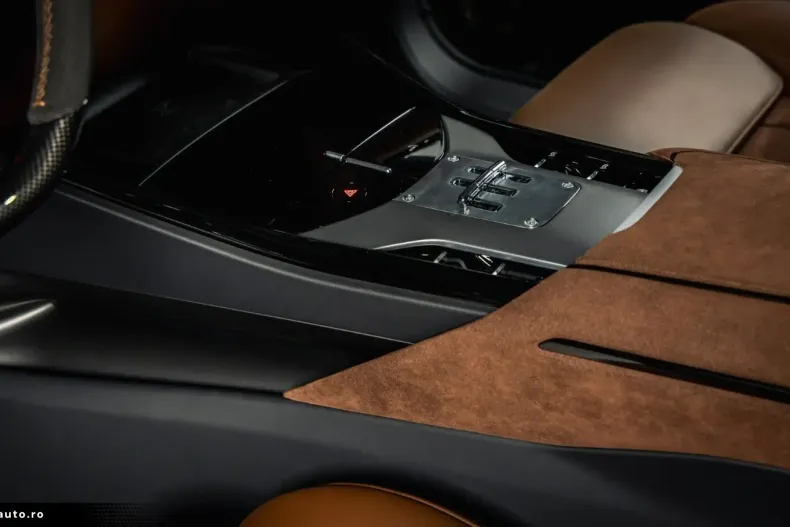 Ferrari Purosangue din 2024 cu 2.750 km - oferta FER193229 - foto 37