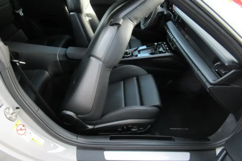 Porsche 992 din 2025 cu 8.900 km - oferta POR193231 - foto 13