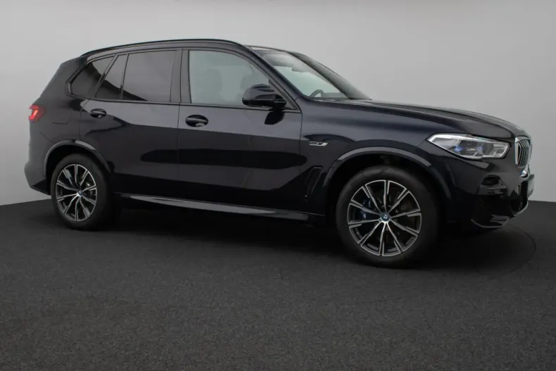 BMW X5 (Seria X) din 2022 cu 18.534 km - oferta BMW193240 - foto 3