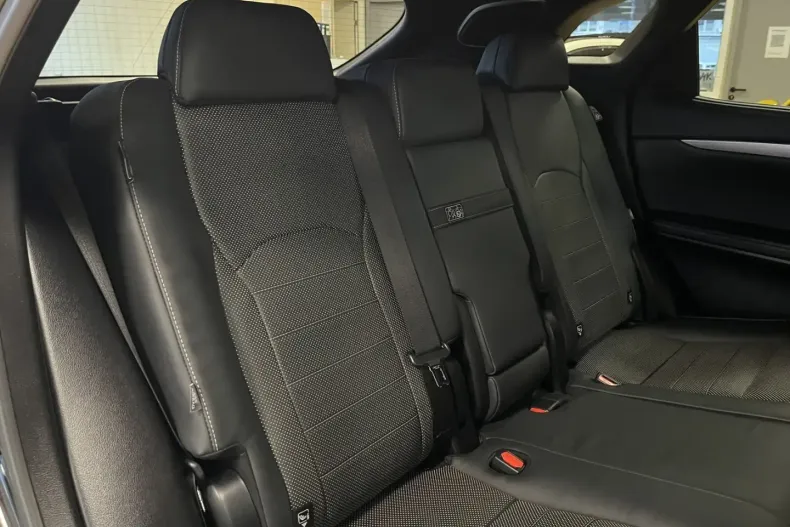 Lexus RX 450 din 2022 cu 57.573 km - oferta LEX193241 - foto 19