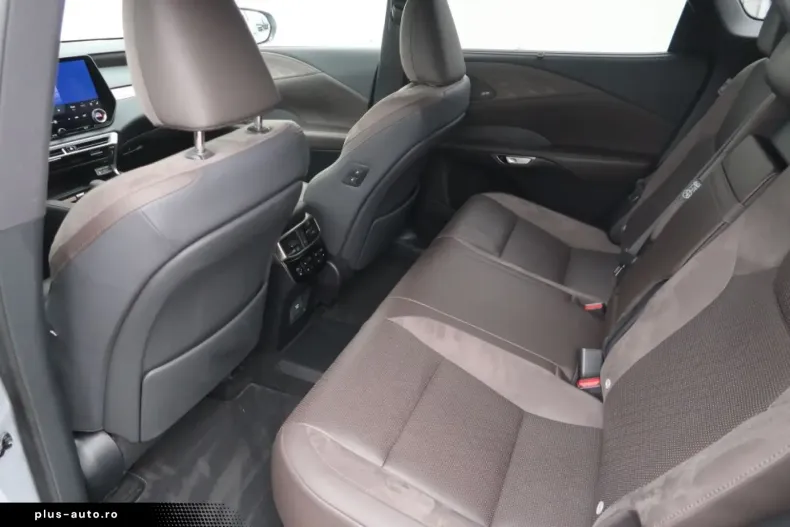 Lexus RX 450 din 2023 cu 39.450 km - oferta LEX193242 - foto 10