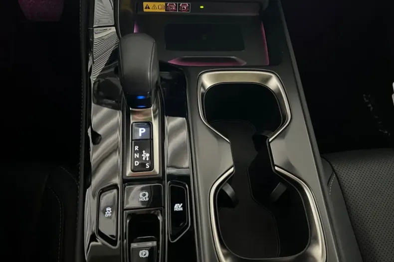 Lexus NX 350h din 2024 cu 24.534 km - oferta LEX193243 - foto 23