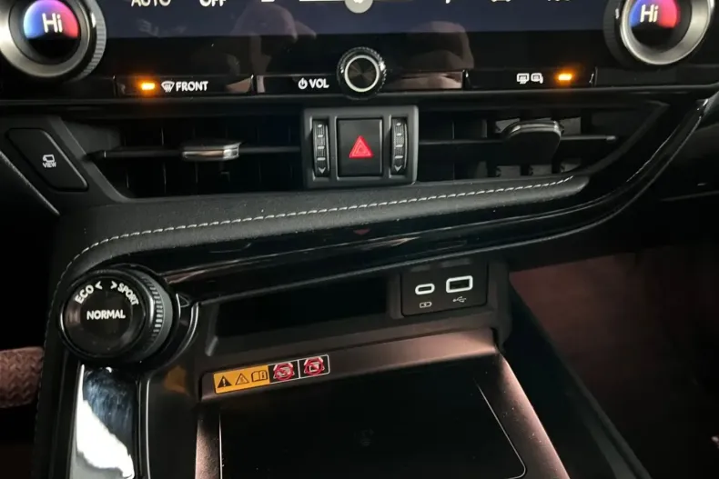 Lexus NX 350h din 2024 cu 12.346 km - oferta LEX193244 - foto 23