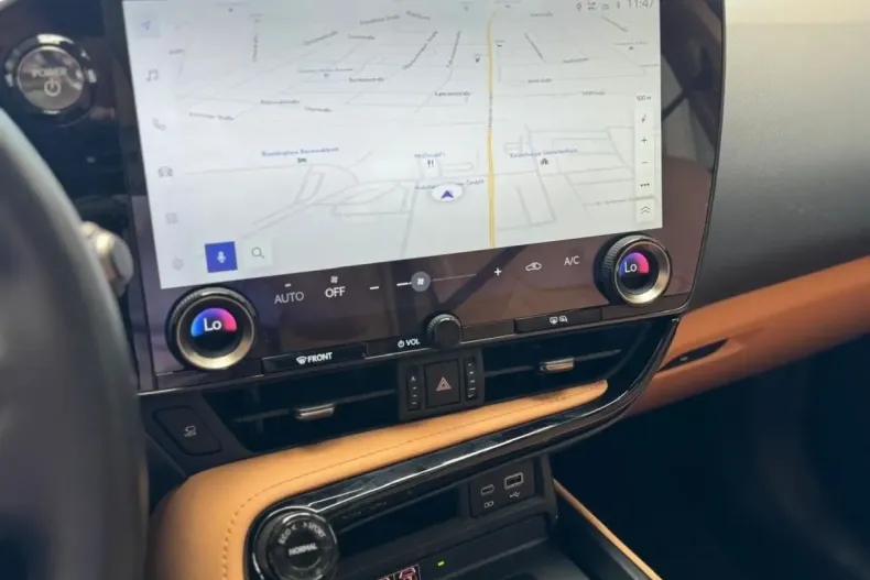 Lexus NX 350h din 2024 cu 16.300 km - oferta LEX193245 - foto 13