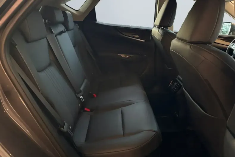 Lexus NX 450h din 2025 cu 13.067 km - oferta LEX193246 - foto 16