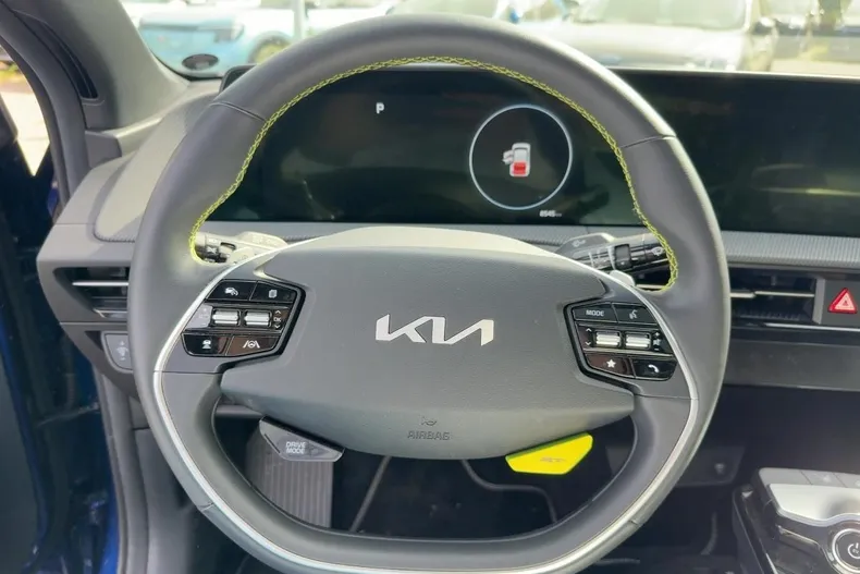 Kia EV6 din 2024 cu 13.500 km - oferta KIA193254 - foto 12