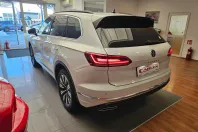 Volkswagen Touareg din 2022 cu 98.000 km - oferta VOL193259 - foto 7