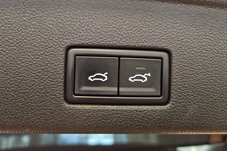 Volkswagen Touareg din 2022 cu 98.000 km - oferta VOL193259 - foto 16