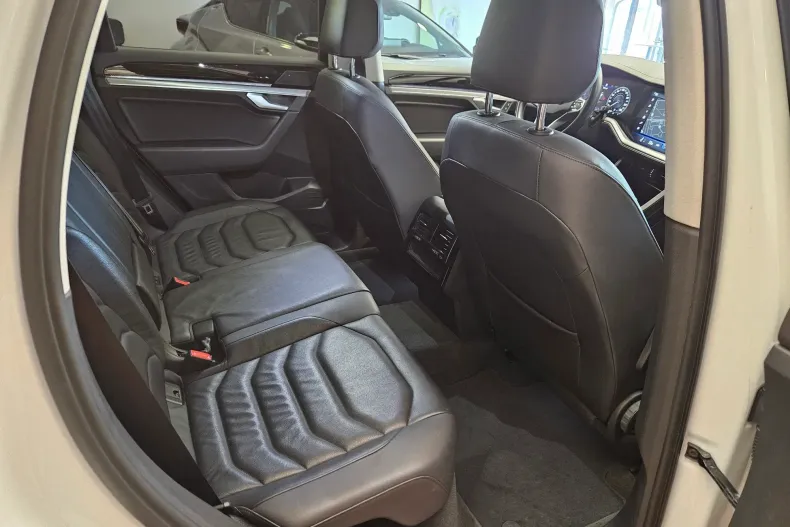 Volkswagen Touareg din 2022 cu 98.000 km - oferta VOL193259 - foto 17