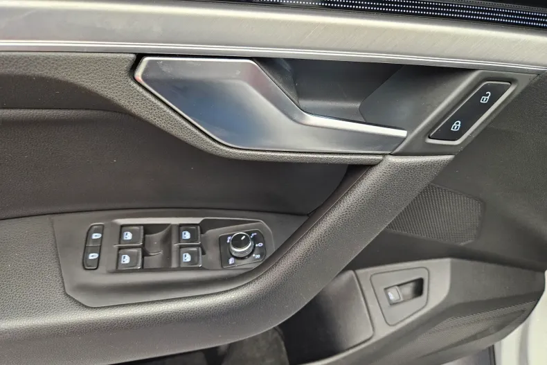 Volkswagen Touareg din 2022 cu 98.000 km - oferta VOL193259 - foto 20