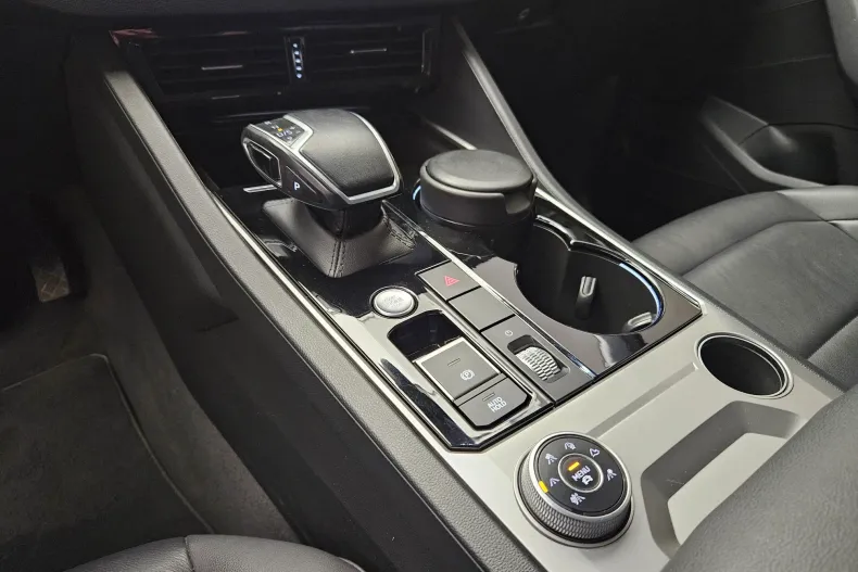 Volkswagen Touareg din 2022 cu 98.000 km - oferta VOL193259 - foto 25