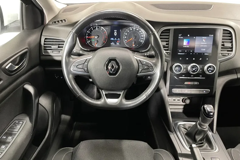 Renault Megane din 2023 cu 84.115 km - oferta REN193261 - foto 6