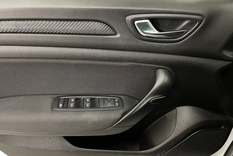 Renault Megane din 2023 cu 84.115 km - oferta REN193261 - foto 18