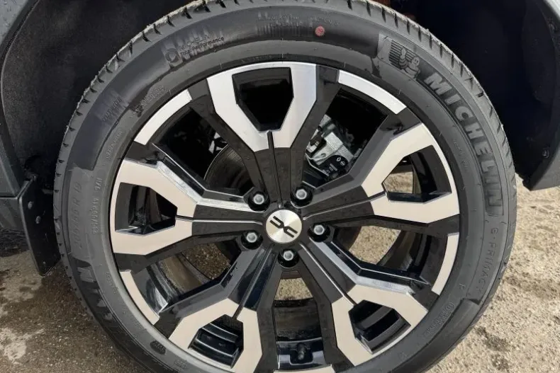 Dacia Bigster din 2025 cu 2.395 km - oferta DAC193267 - foto 5