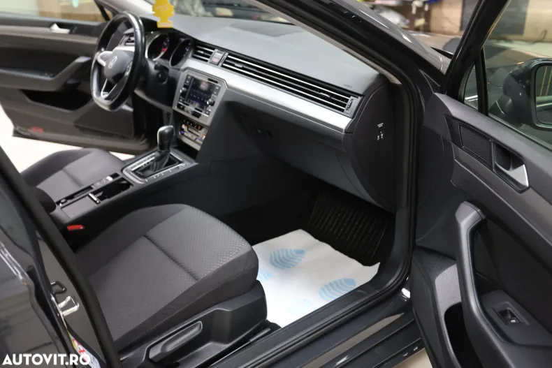 Volkswagen Passat din 2021 cu 129.000 km - oferta VOL193273 - foto 13