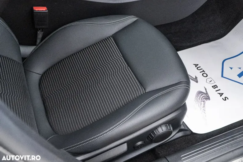 Mercedes-Benz CLA 250 (Clasa CLA) din 2022 cu 155.000 km - oferta MER193276 - foto 37