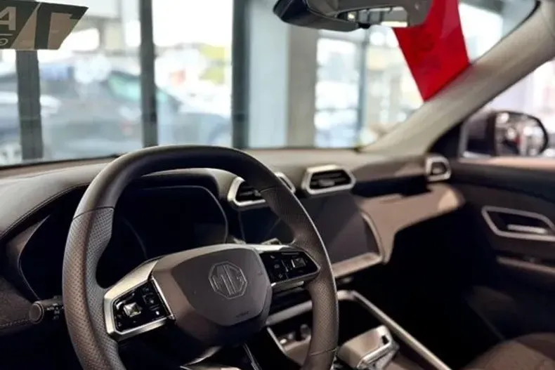 MG ZS HEV din 2025 cu 2 km - oferta MG0193278 - foto 9