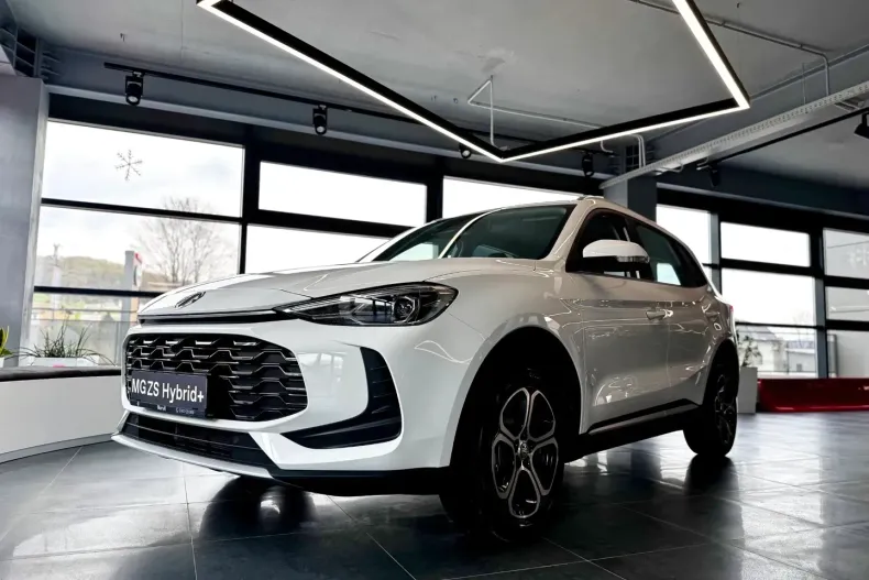 MG ZS HEV din 2025 cu 50 km - oferta MG0193279 - foto 1