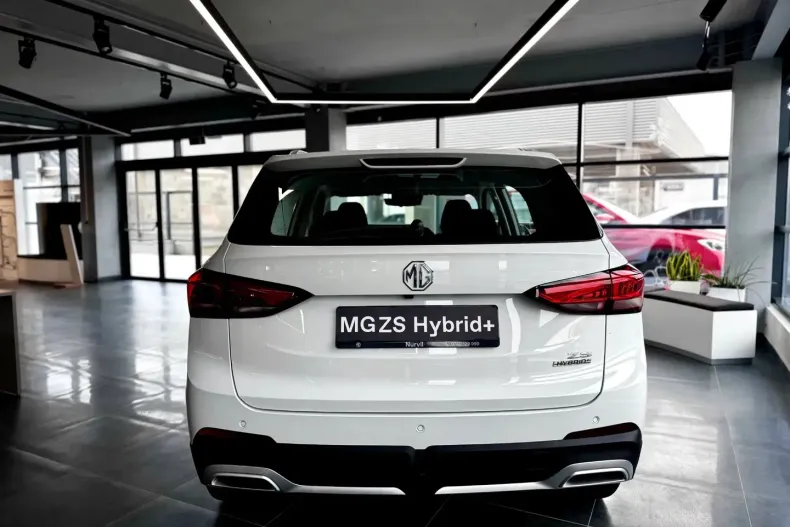 MG ZS HEV din 2025 cu 50 km - oferta MG0193279 - foto 3