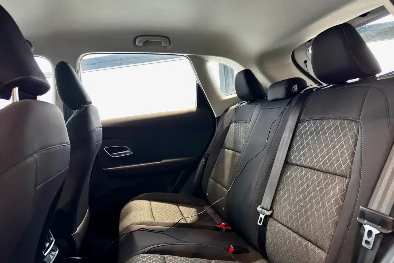 MG ZS HEV din 2025 cu 50 km - oferta MG0193279 - foto 13