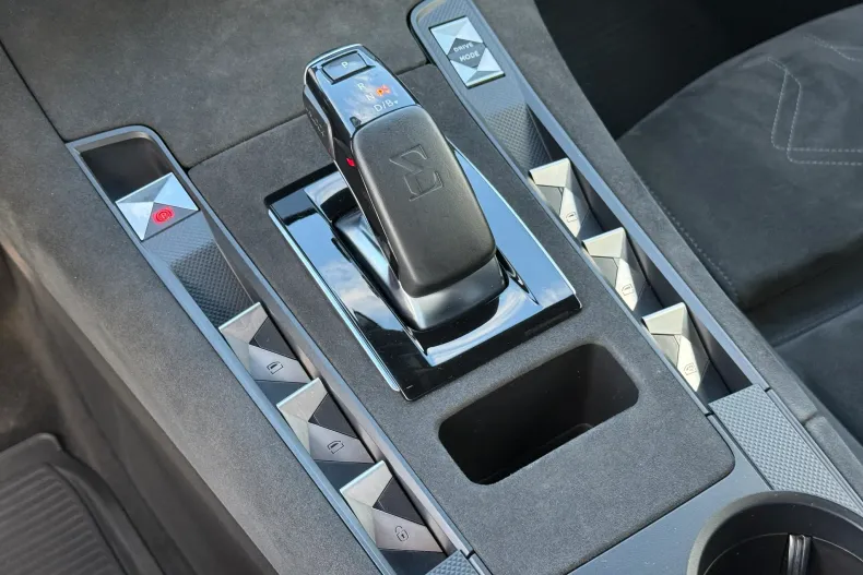 DS Automobiles DS 7 Crossback din 2021 cu 104.999 km - oferta DSA193281 - foto 22