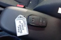 Toyota Yaris Cross din 2025 cu 4.740 km - oferta TOY193288 - foto 26