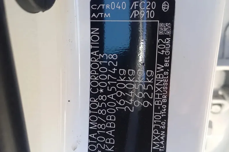 Toyota Yaris Cross din 2025 cu 4.740 km - oferta TOY193288 - foto 30