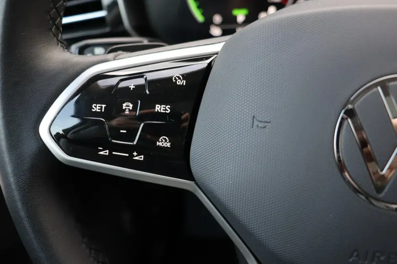 Volkswagen Touareg din 2023 cu 17.768 km - oferta VOL193289 - foto 13