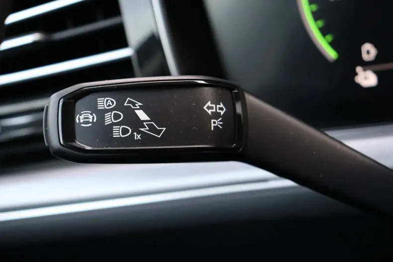 Volkswagen Touareg din 2023 cu 17.768 km - oferta VOL193289 - foto 28