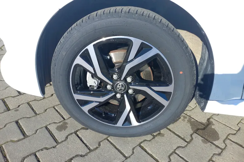 Toyota Yaris din 2025 cu 2.325 km - oferta TOY193291 - foto 6