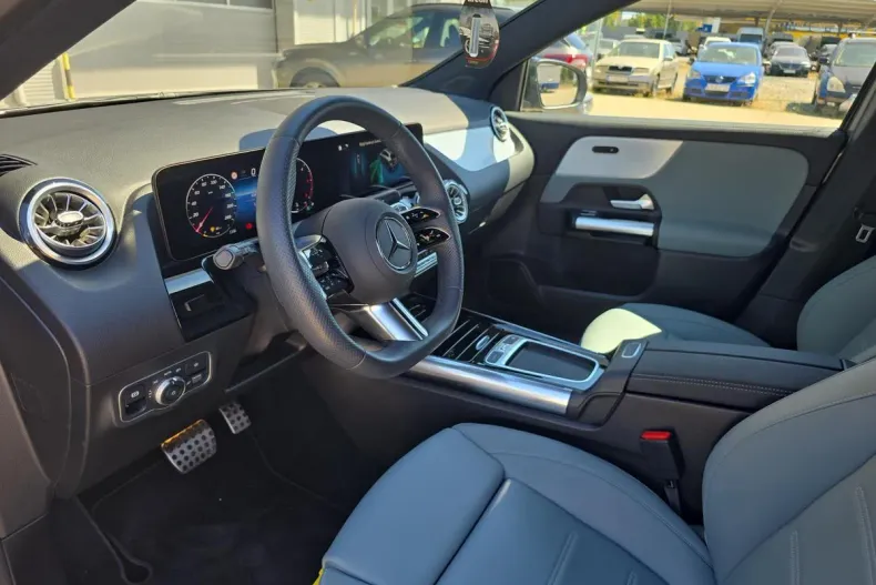 Mercedes-Benz GLA din 2024 cu 16.600 km - oferta MER193292 - foto 10