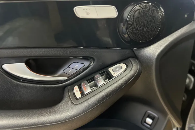 Mercedes-Benz GLC Coupe din 2021 cu 126.000 km - oferta MER193298 - foto 9