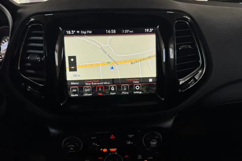 Jeep Compass din 2020 cu 179.200 km - oferta JEE193299 - foto 24
